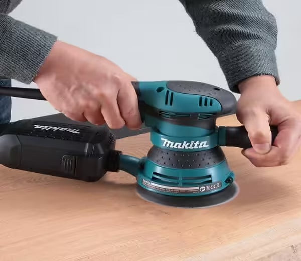 Ponceuse excentrique MAKITA BO5041 - 300W